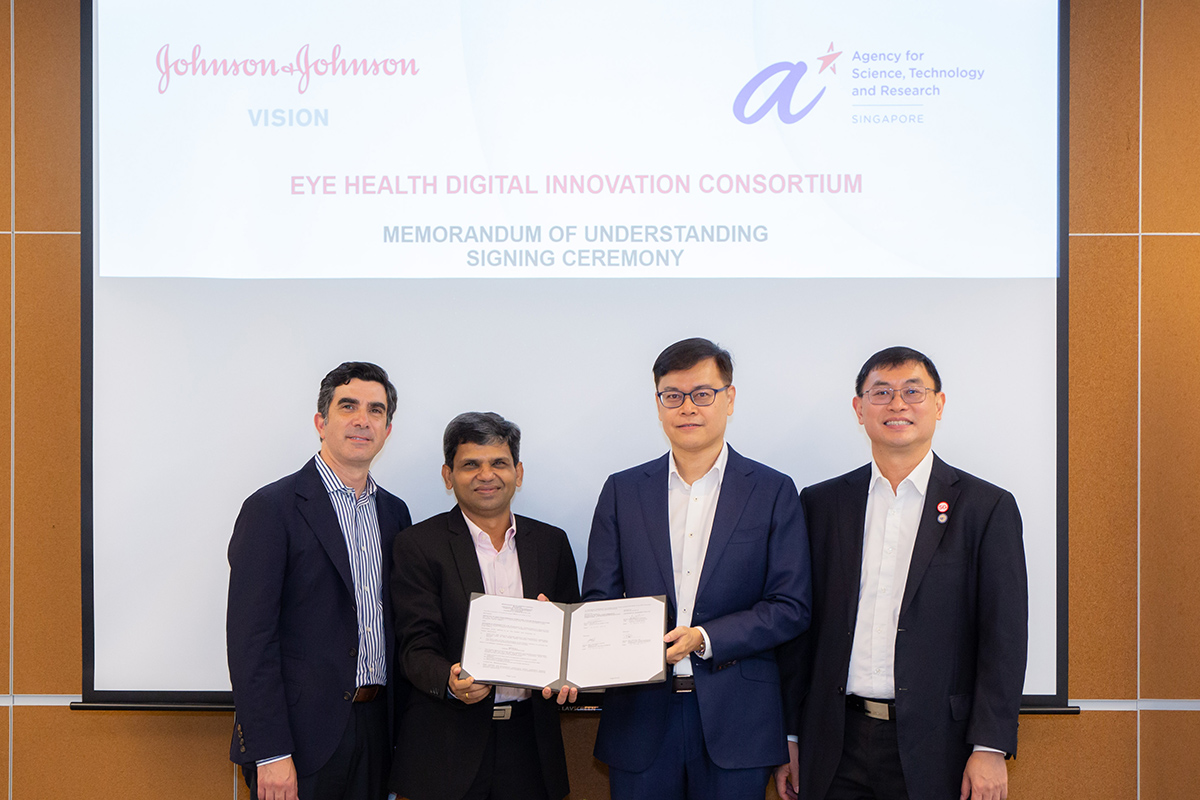 (From left to right) Peter Menziuso, Company Group Chairman, Johnson & Johnson Vision, Vaibhav Saran, Area Vice President, APAC, Vision Care, Johnson & Johnson Vision, Dr Su Yi, Executive Director of A*STAR’s, Institute of High Performance Computing, and Professor Tan Sze Wee, Assistant Chief Executive of Enterprise, A*STAR, at the signing of the MoU, on Jul 12, 2022, marking the joint establishment of the Eye Health Digital Innovation Consortium.